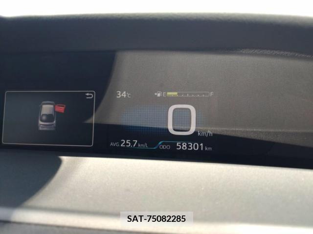Toyota PRIUS 2017-10 366647-28