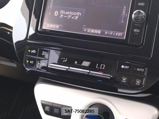 Toyota PRIUS 2017-10 366647-16
