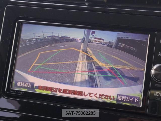 Toyota PRIUS 2017-10 366647-13