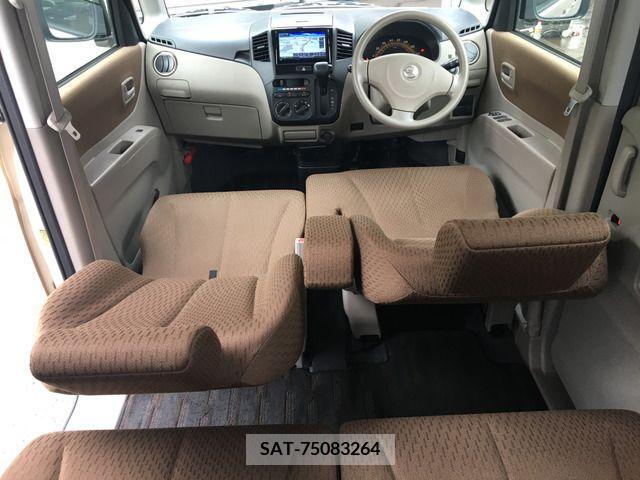 Nissan ROOX 2012-02 324213-5