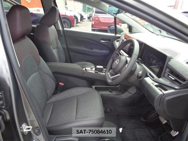 Nissan AURA 2022-06 302578-13