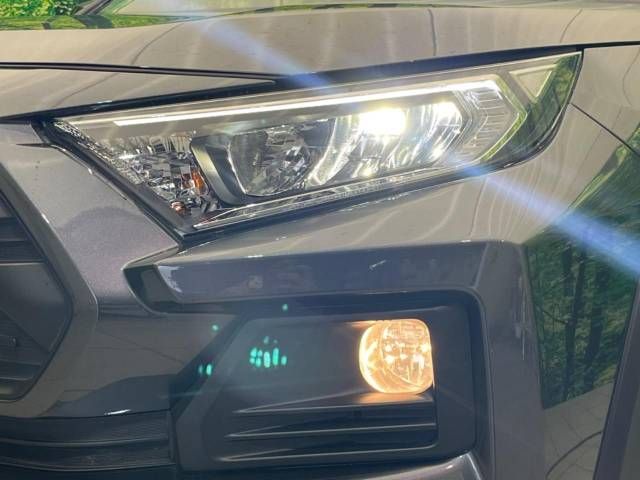 Toyota RAV4 2021-03 19836-12