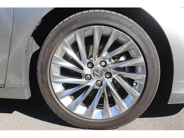 Lexus ES 2019-05 187117-7