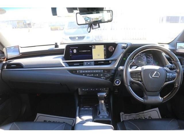 Lexus ES 2019-05 187117-12
