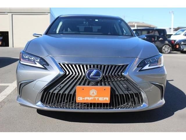 Lexus ES 2019-05 187117-1