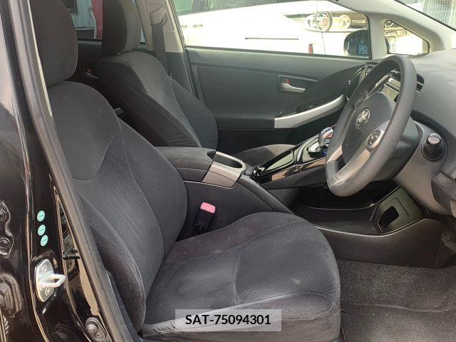 Toyota PRIUS 2012-07 282201-6