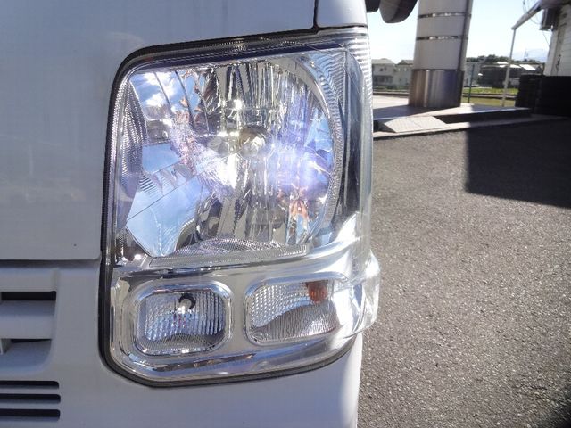 Nissan CLIPPER 2017-09 180699-26
