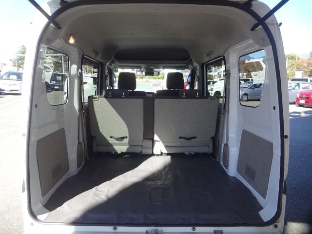 Nissan CLIPPER 2017-09 180699-8