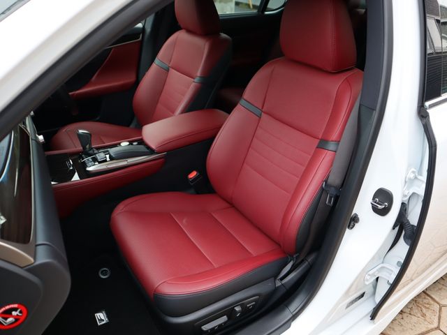 Lexus GS 2017-05 2537-9