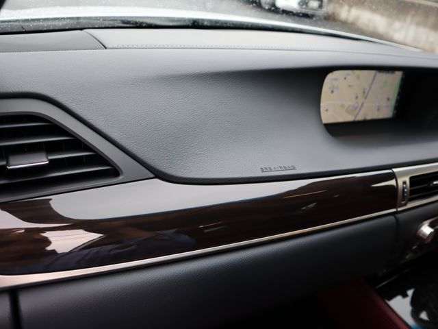 Lexus GS 2017-05 2537-22