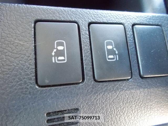 Toyota VOXY 2012-12 321338-13