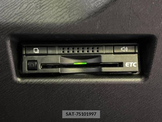 Toyota AQUA 2015-12 329082-5