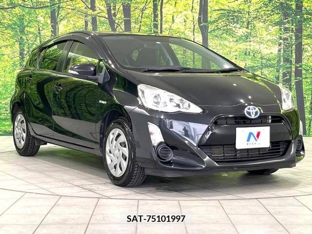 Toyota AQUA 2015-12 329082-16