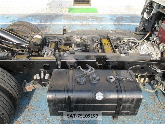 Hino DUTRO 2017-09 351102-29