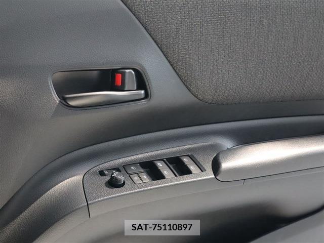 Toyota SIENTA 2019-05 375869-3
