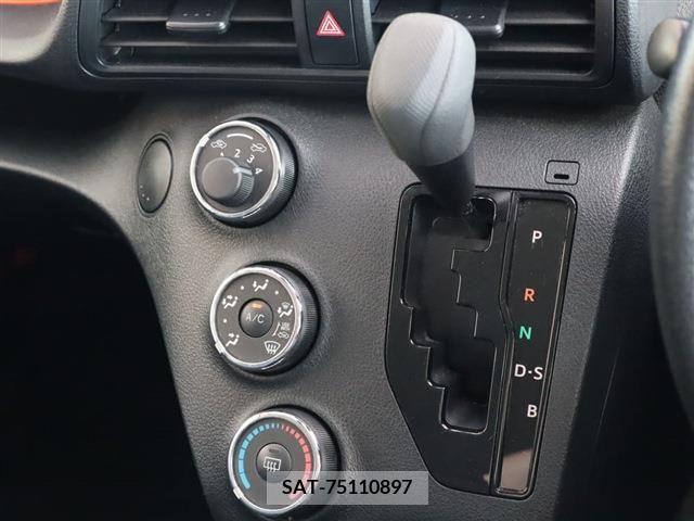 Toyota SIENTA 2019-05 375869-10