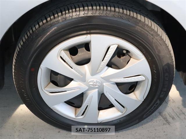 Toyota SIENTA 2019-05 375869-6