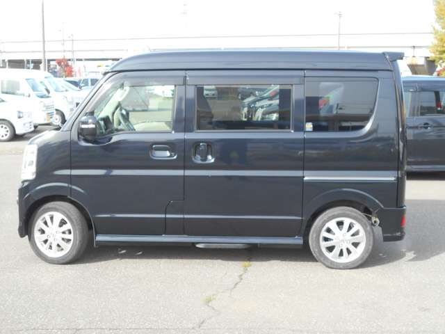 Nissan CLIPPER RIO 2021-03 28112-5