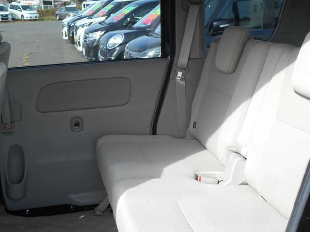 Nissan CLIPPER RIO 2021-03 28112-8