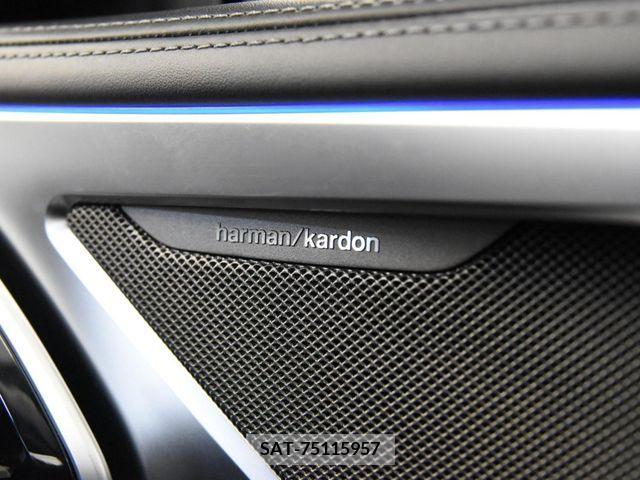 Bmw M8 2023-04 373608-8