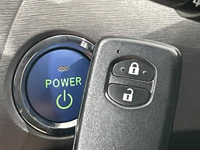Toyota PRIUS 2012-01 20622-2