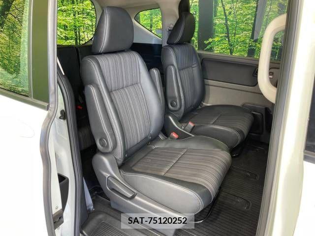Honda FREED 2018-07 360532-8