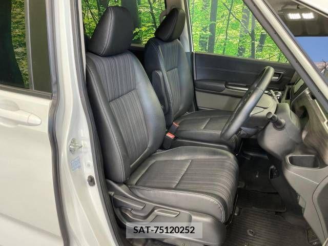 Honda FREED 2018-07 360532-7
