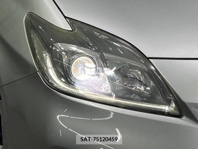 Toyota PRIUS 2012-07 322104-11