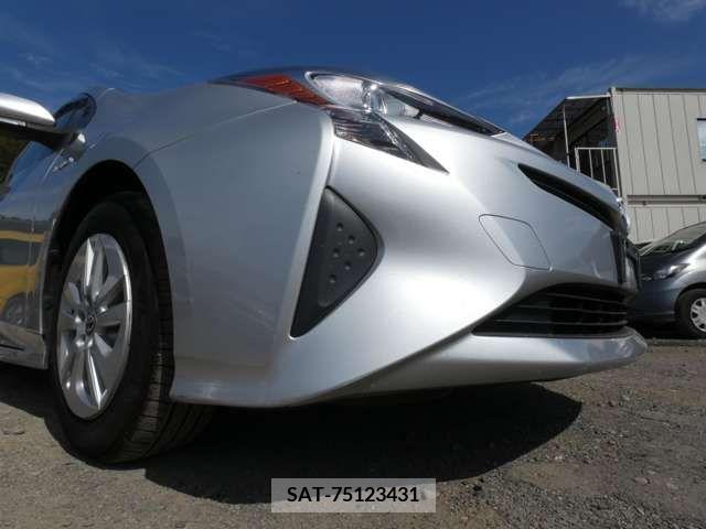 Toyota PRIUS 2016-07 248858-19