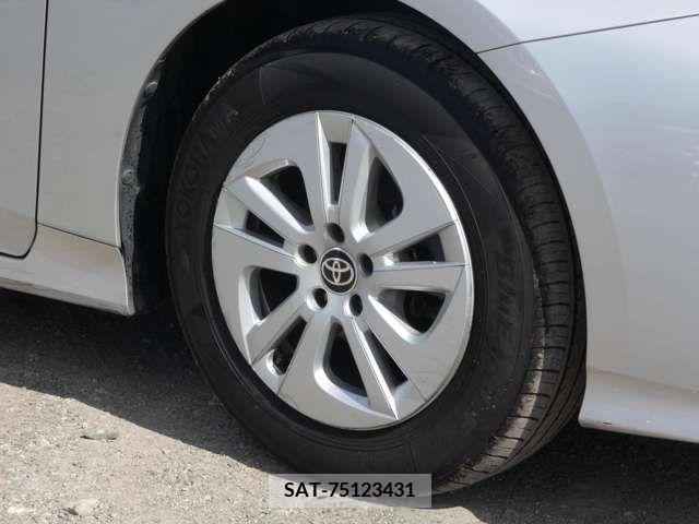 Toyota PRIUS 2016-07 248858-17