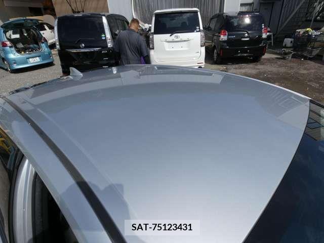 Toyota PRIUS 2016-07 248858-9