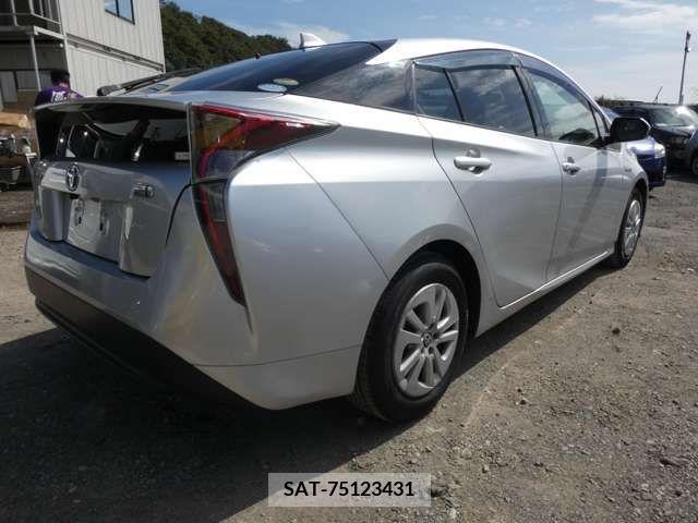 Toyota PRIUS 2016-07 248858-5
