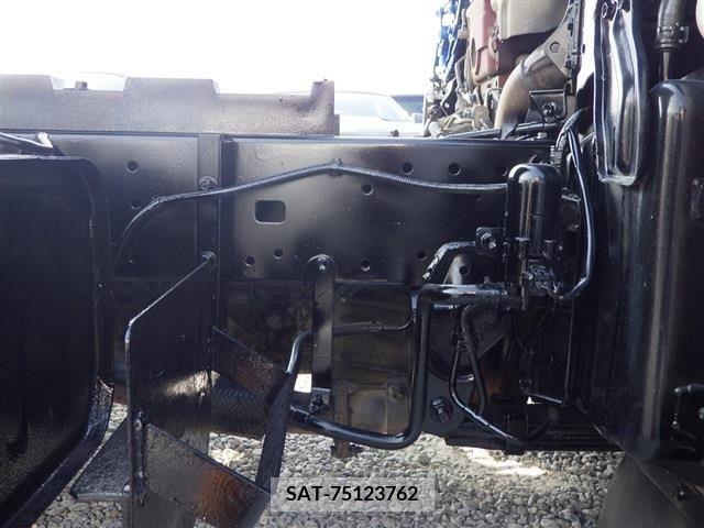 Hino DUTRO 2015-12 267786-14