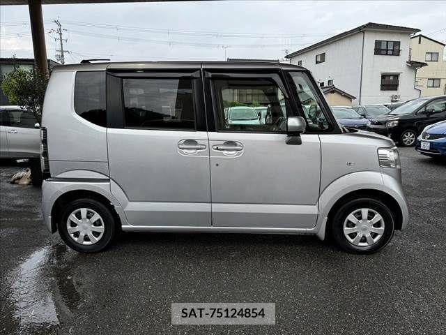 Honda N BOX 2012-03 306452-9