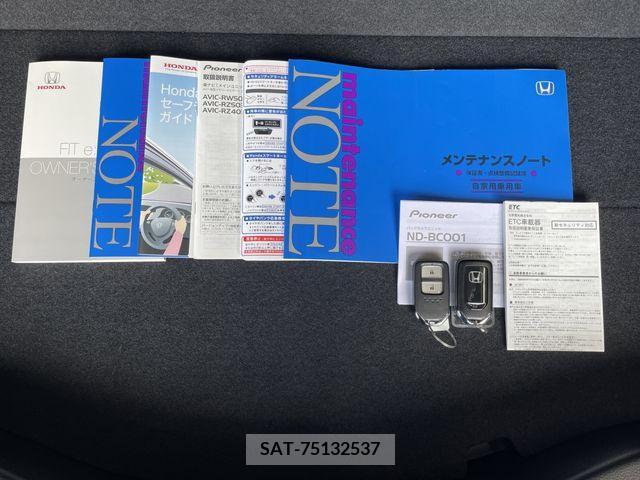 Honda FIT 2022-06 240059-19