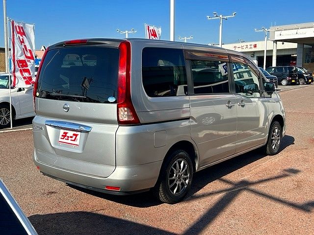 Nissan SERENA 2008-09 194608-2