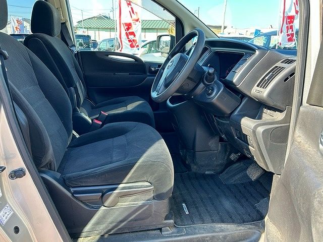 Nissan SERENA 2008-09 194608-3