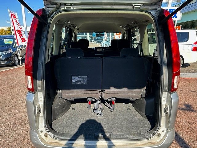 Nissan SERENA 2008-09 194608-20