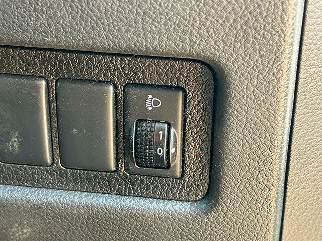 Nissan SERENA 2008-09 194608-4