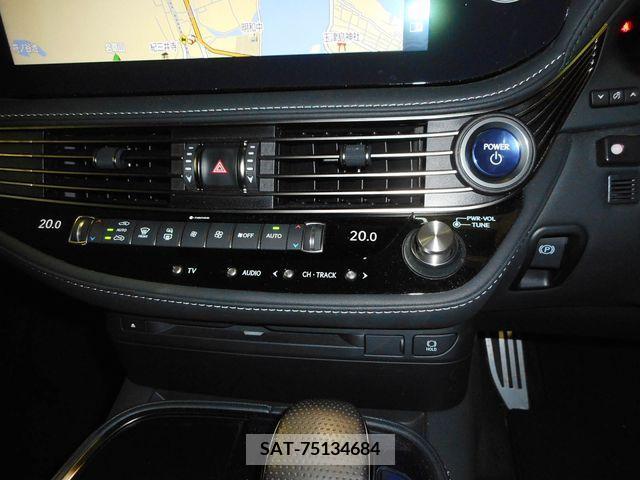Lexus LS 2021-01 216988-13