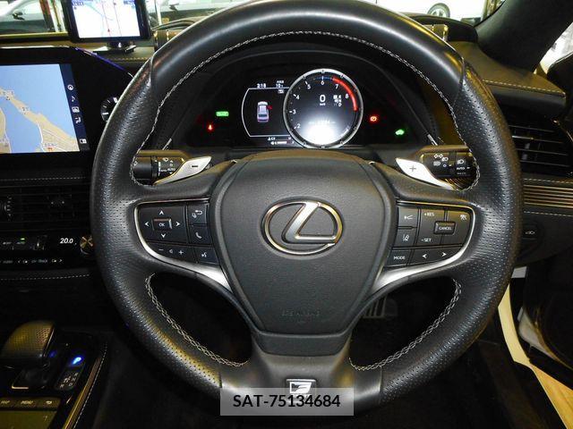Lexus LS 2021-01 216988-17