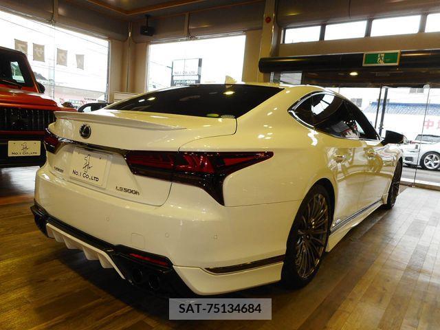 Lexus LS 2021-01 216988-2