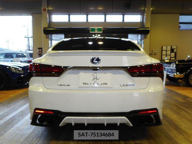 Lexus LS 2021-01 216988-4