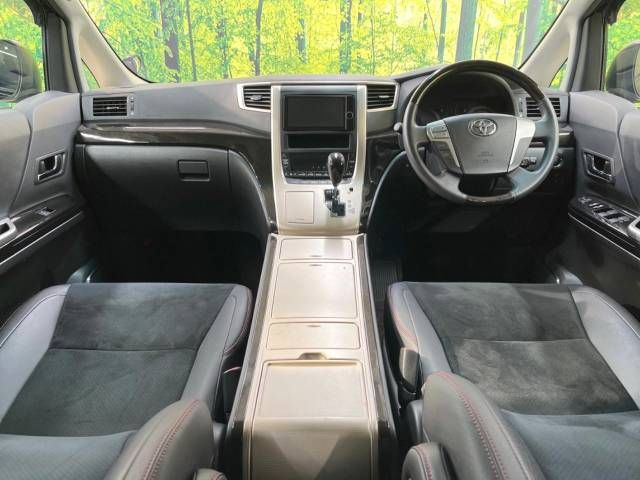 Toyota VELLFIRE 2013-10 12884-1