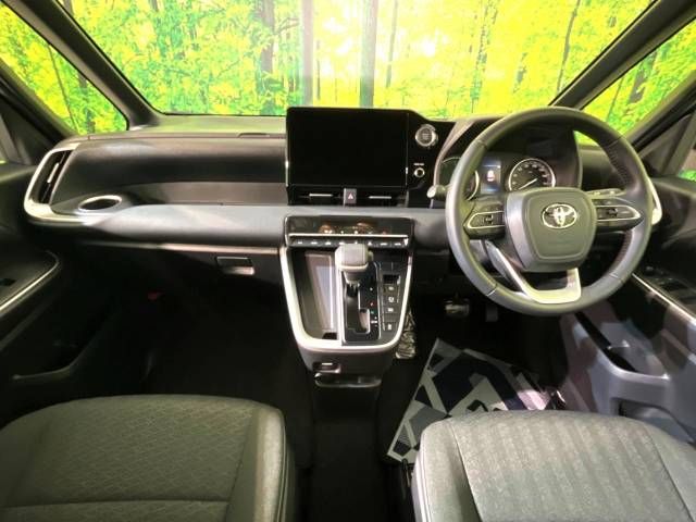 Toyota VOXY 2023-05 188456-1