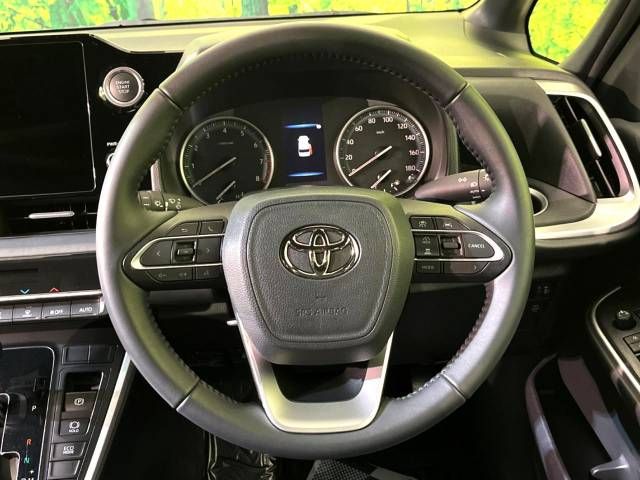 Toyota VOXY 2023-05 188456-11