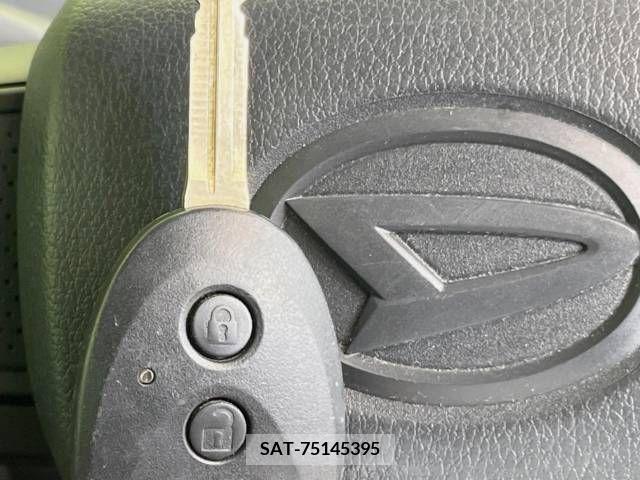 Daihatsu TANTO 2019-09 310377-7