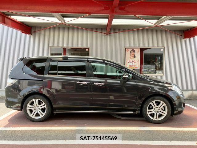 Mazda MPV 2007-08 298052-2