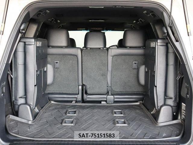 Toyota LAND CRUISER 2016-01 274695-6