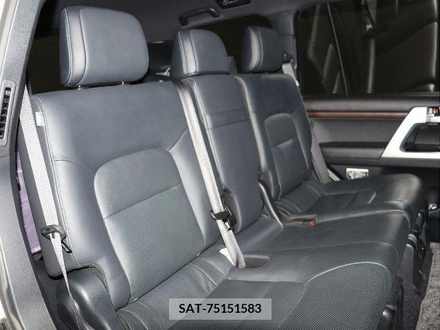 Toyota LAND CRUISER 2016-01 274695-5